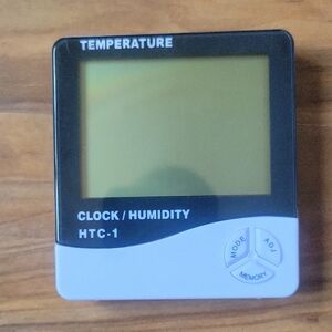 Sony Black and White Digital Clock and Humidity Monitor